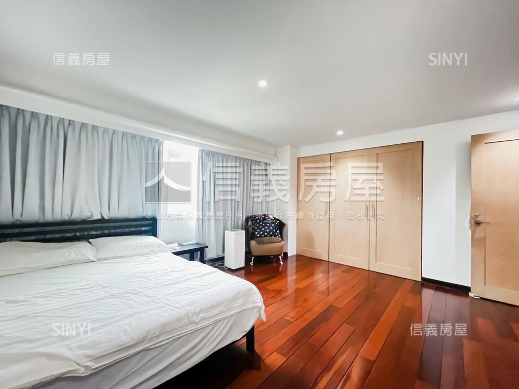 前港公園~全家福坡平車位房屋室內格局與周邊環境