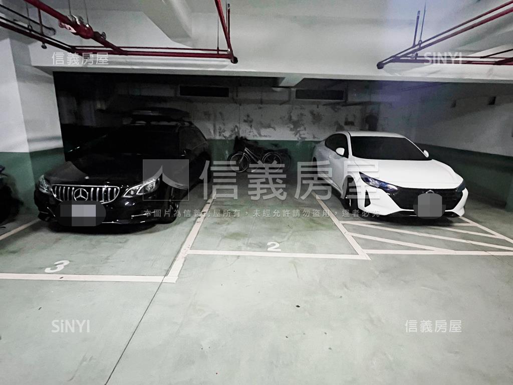 前港公園~全家福坡平車位房屋室內格局與周邊環境