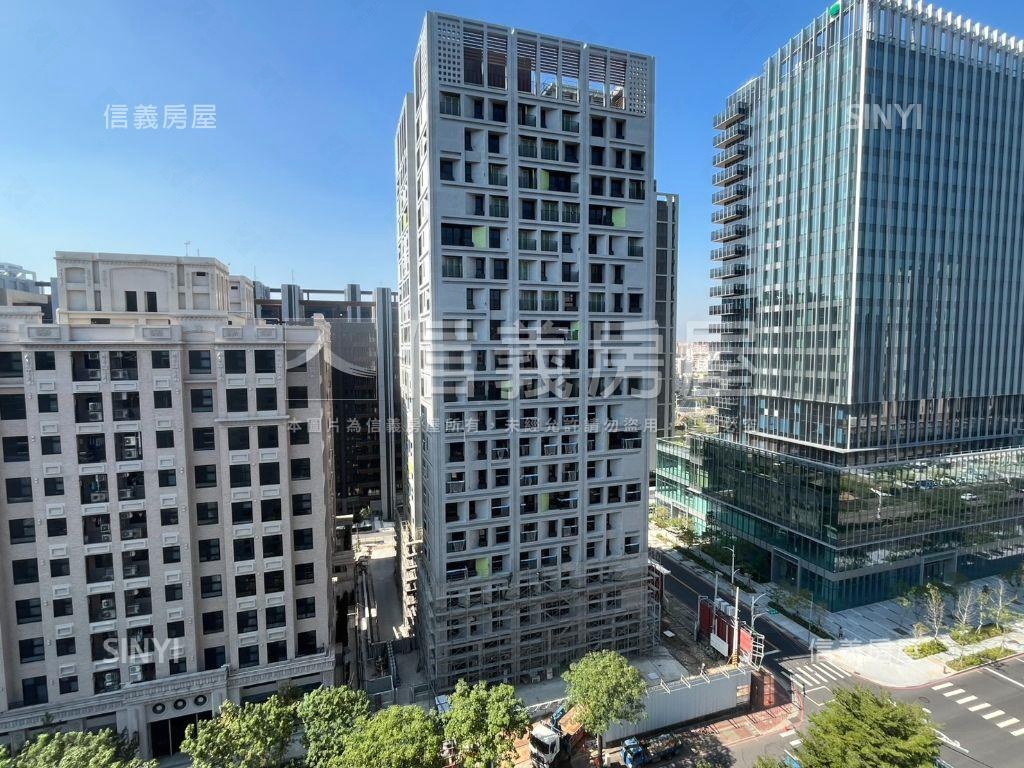 三本四季稀有兩房車位房屋室內格局與周邊環境