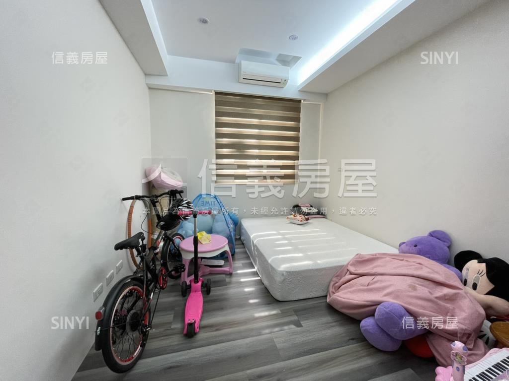 笎坤世璽三房車位房屋室內格局與周邊環境