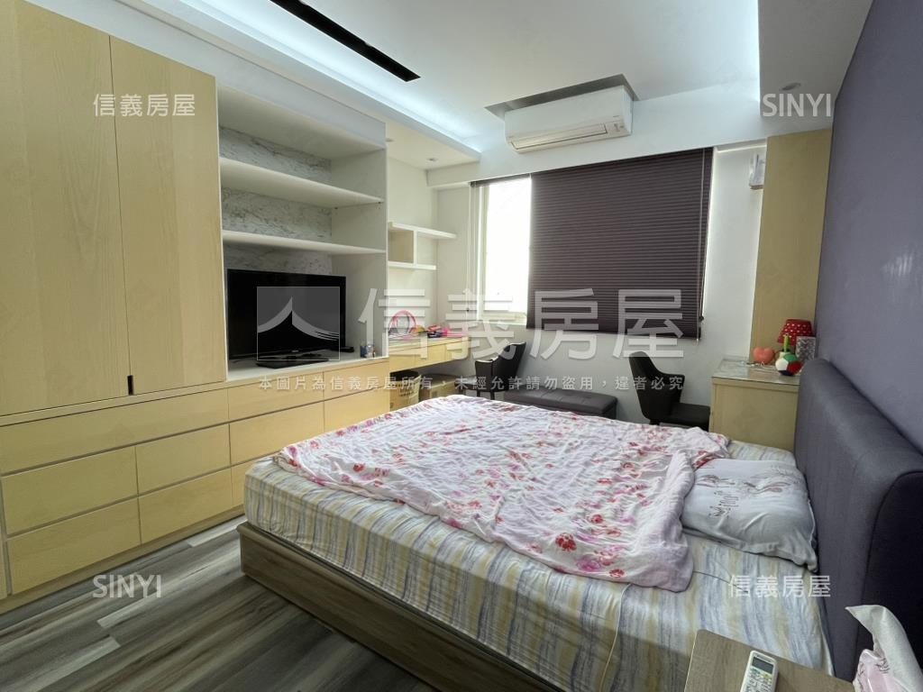 笎坤世璽三房車位房屋室內格局與周邊環境