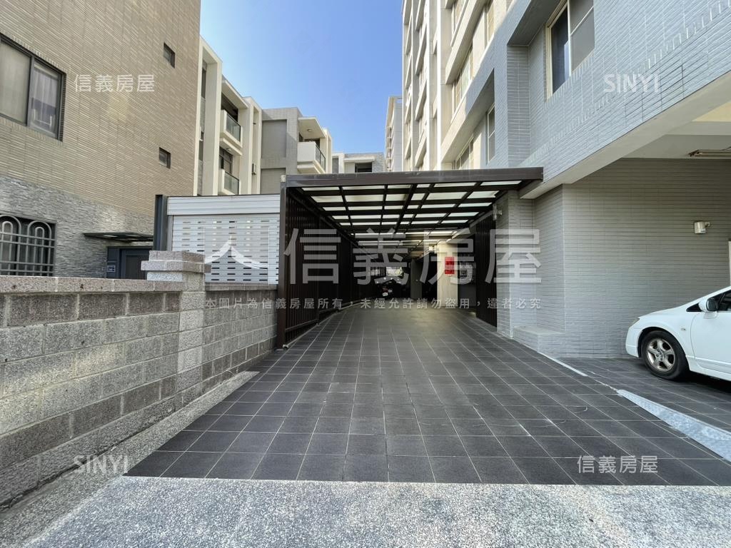 笎坤世璽三房車位房屋室內格局與周邊環境