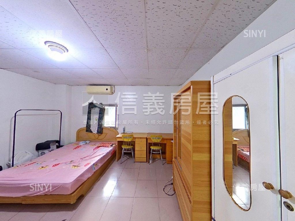 板橋聚寶盆邊間２樓房屋室內格局與周邊環境