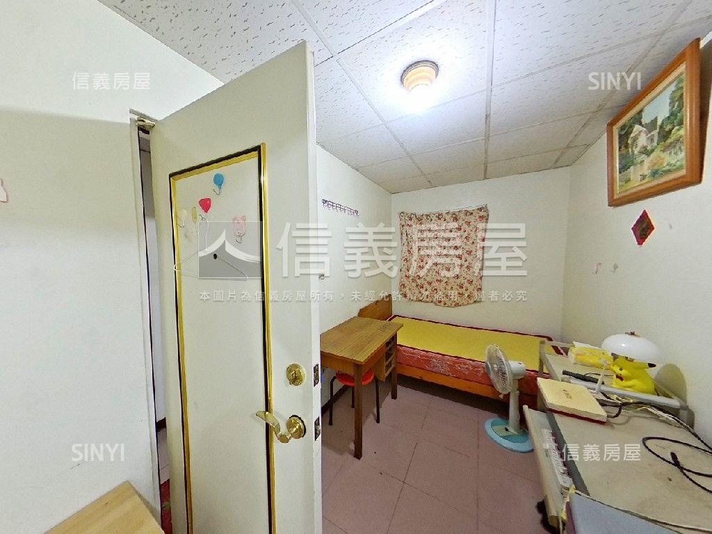 板橋聚寶盆邊間２樓房屋室內格局與周邊環境