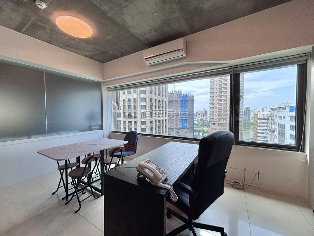市中一路高樓景觀商辦房屋室內格局與周邊環境
