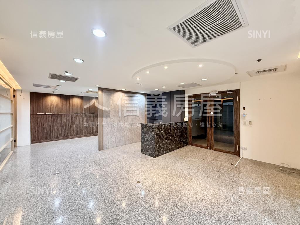 寶成中正精裝商務中心房屋室內格局與周邊環境