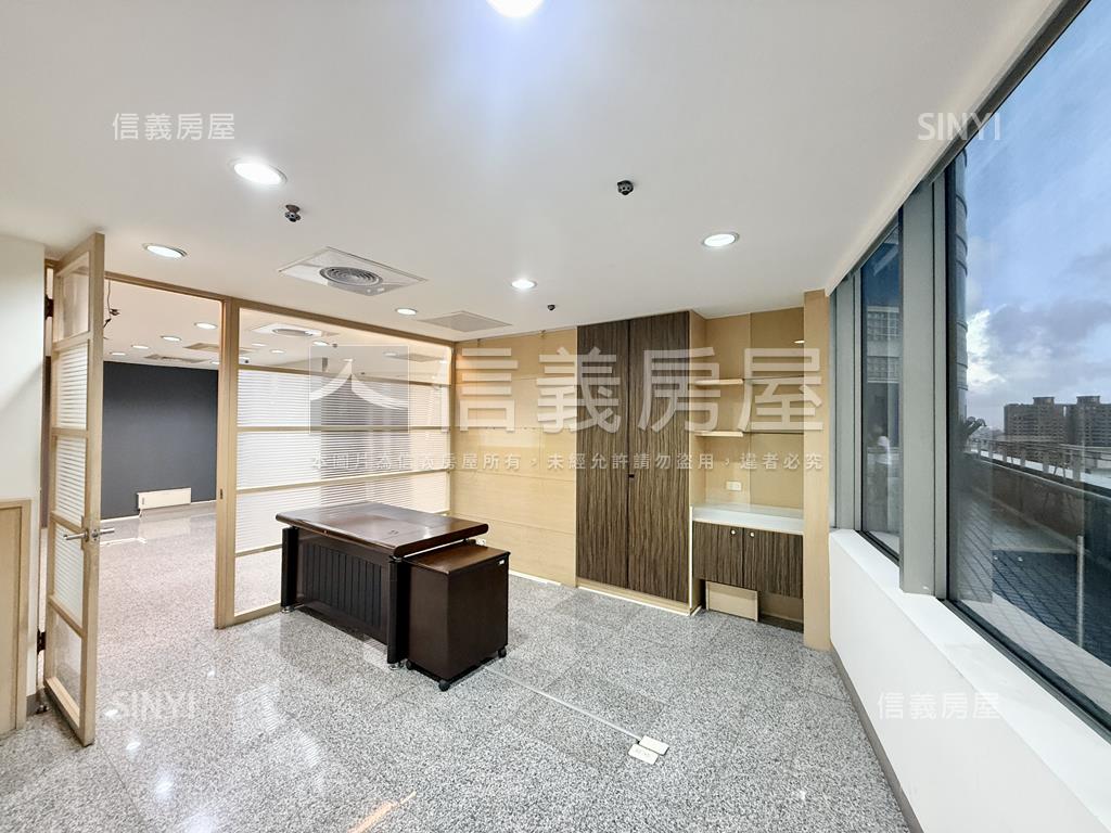 寶成中正精裝商務中心房屋室內格局與周邊環境
