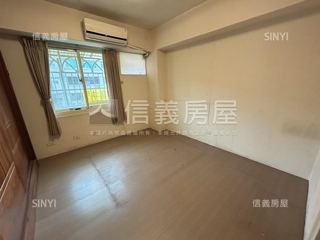 龍濱電梯裝潢正三房機能佳房屋室內格局與周邊環境