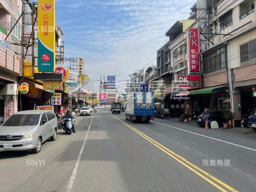 開店首選仁雄路正路透店房屋室內格局與周邊環境