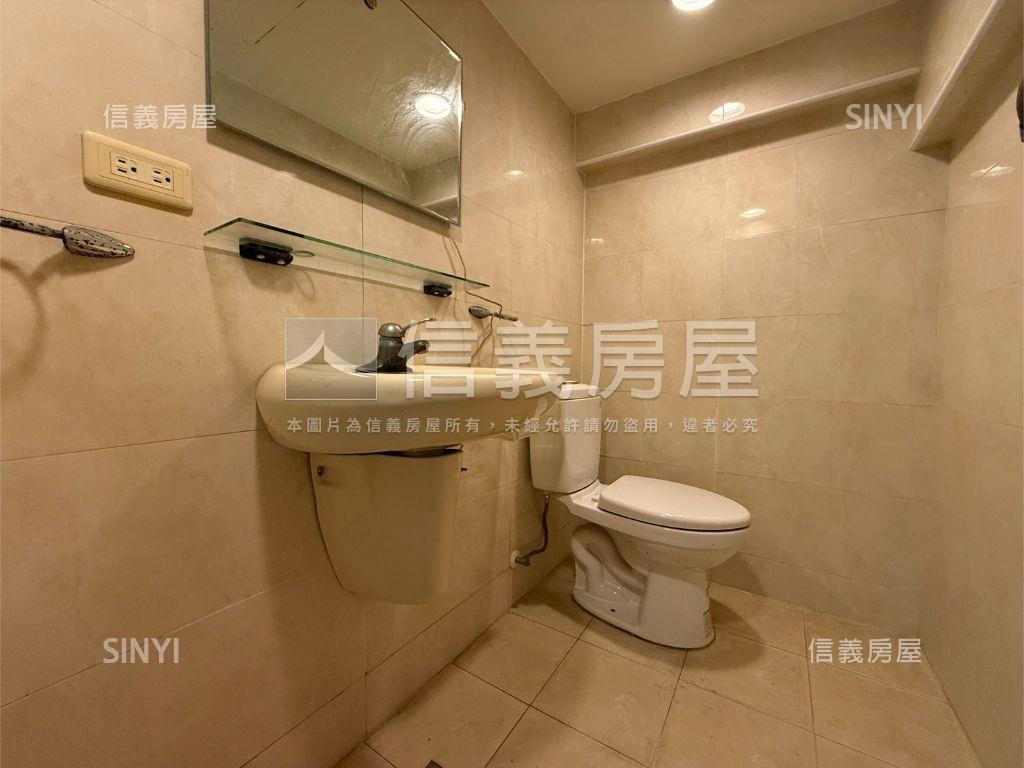 瑞隆商圈正路雙店面房屋室內格局與周邊環境