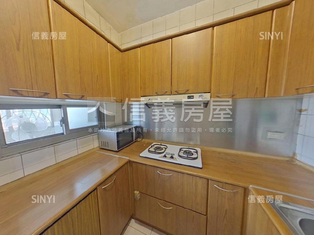 忠孝街３樓公寓房屋室內格局與周邊環境