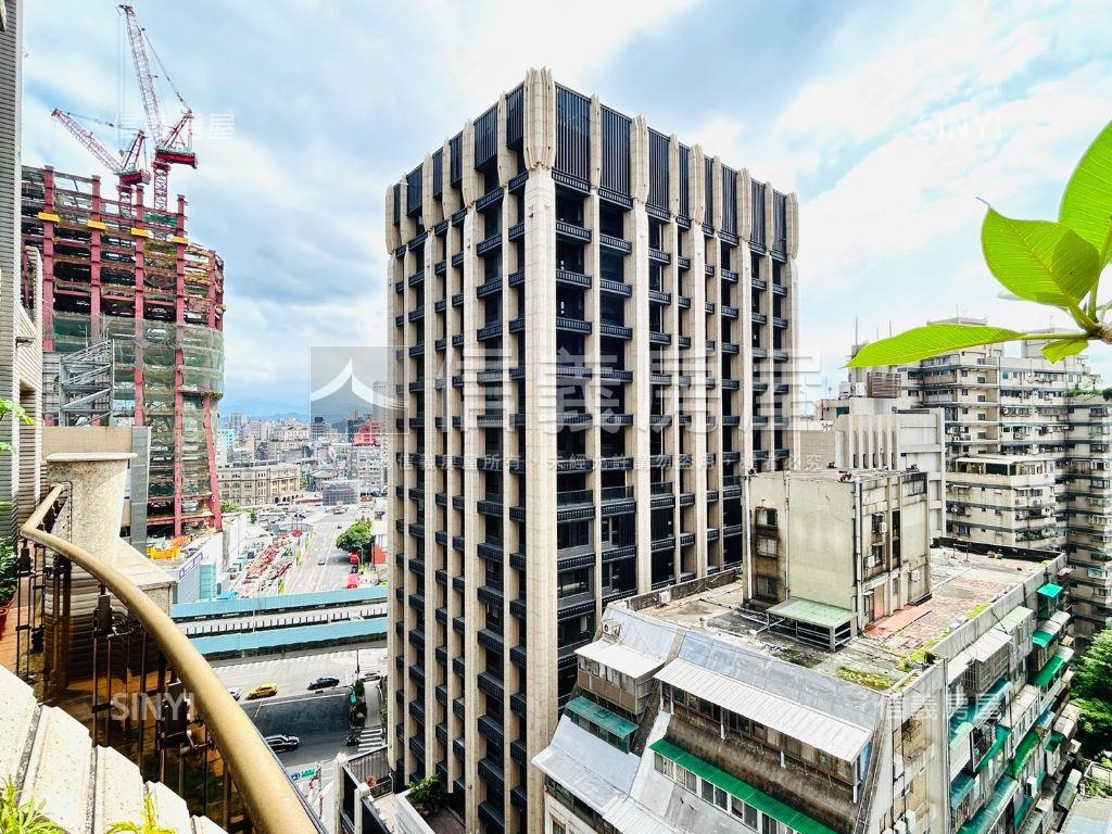 雙子星君天廈高樓美景宅房屋室內格局與周邊環境