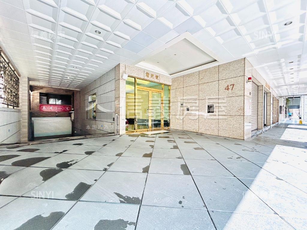 雙子星君天廈高樓美景宅房屋室內格局與周邊環境