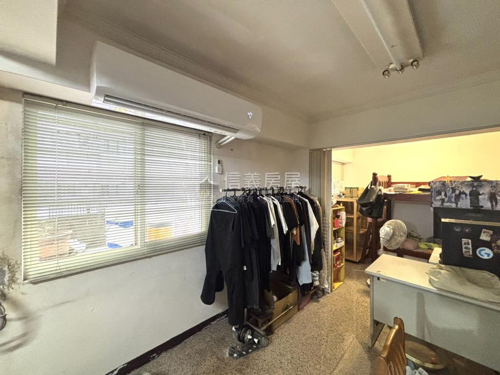 旺族大戶房屋室內格局與周邊環境