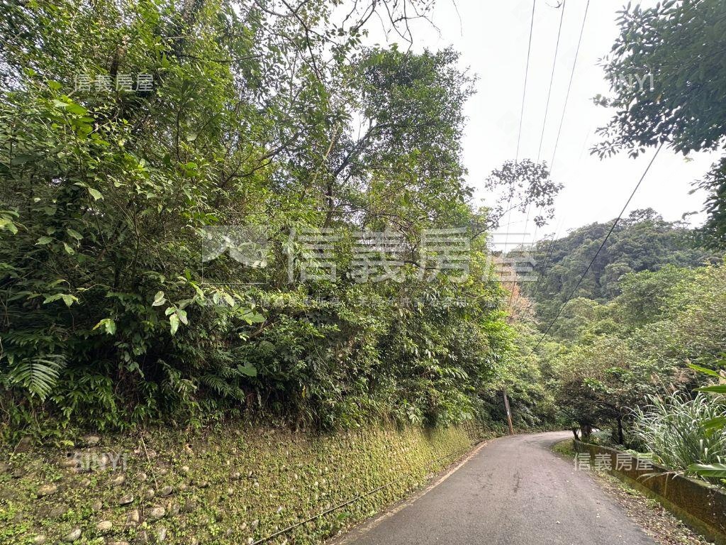 基隆七堵六千坪土地２９號房屋室內格局與周邊環境