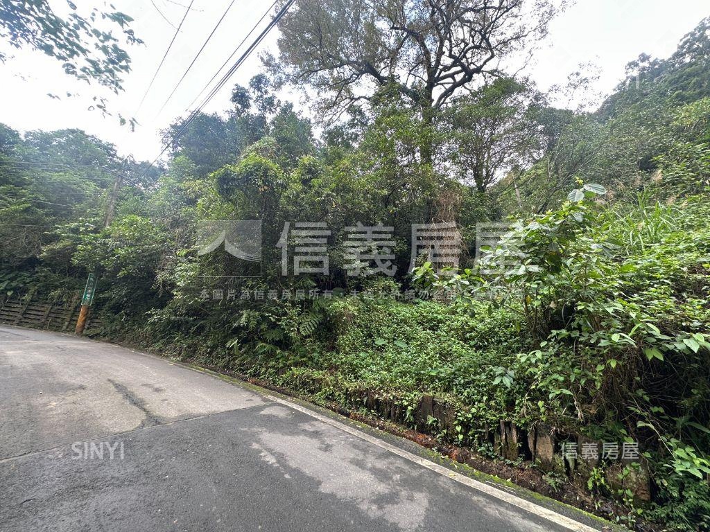 基隆七堵六千坪土地２９號房屋室內格局與周邊環境