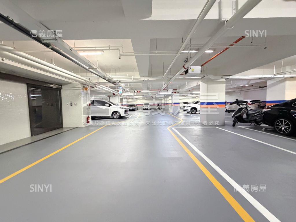 仁武大灣．三房平車房屋室內格局與周邊環境