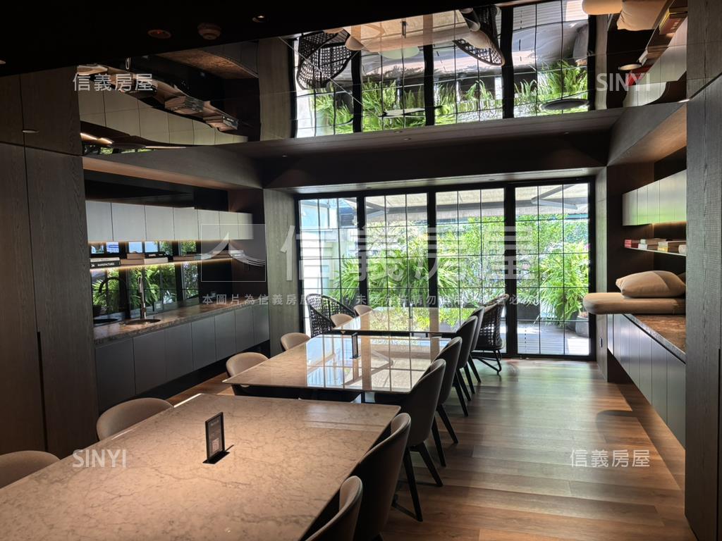 南京復興捷運角窗金店房屋室內格局與周邊環境