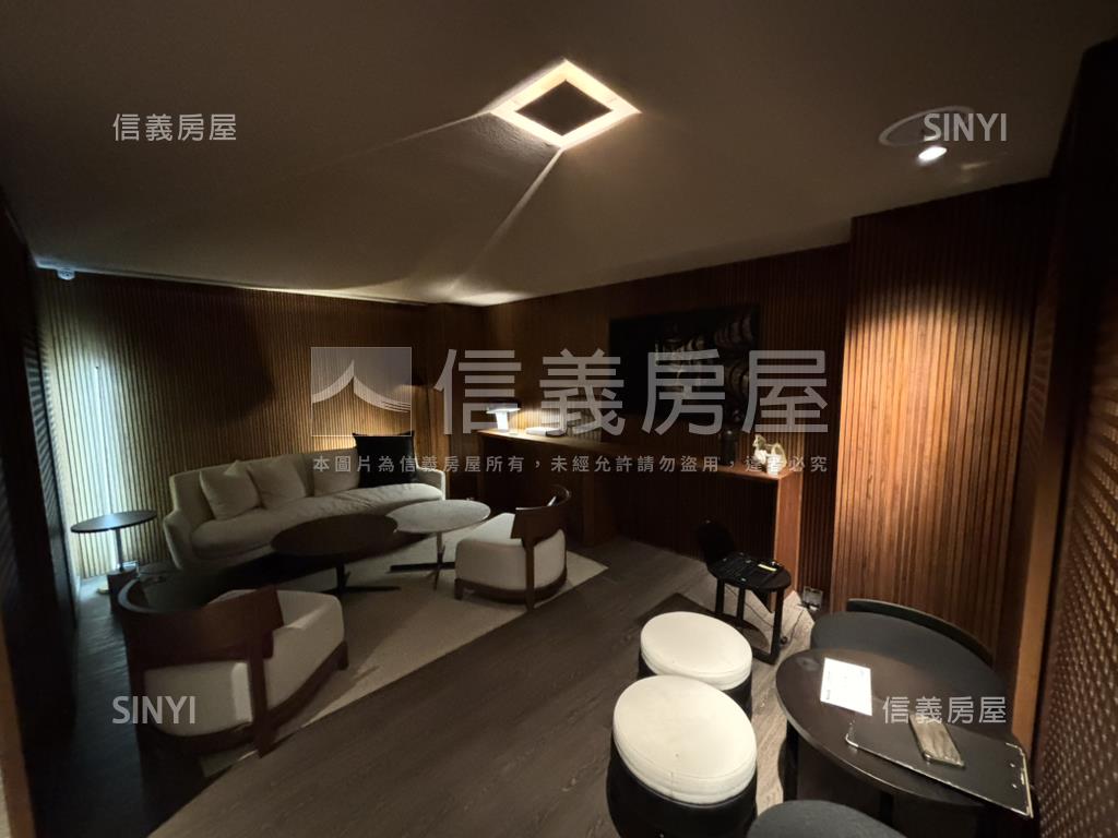 南京復興捷運角窗金店房屋室內格局與周邊環境