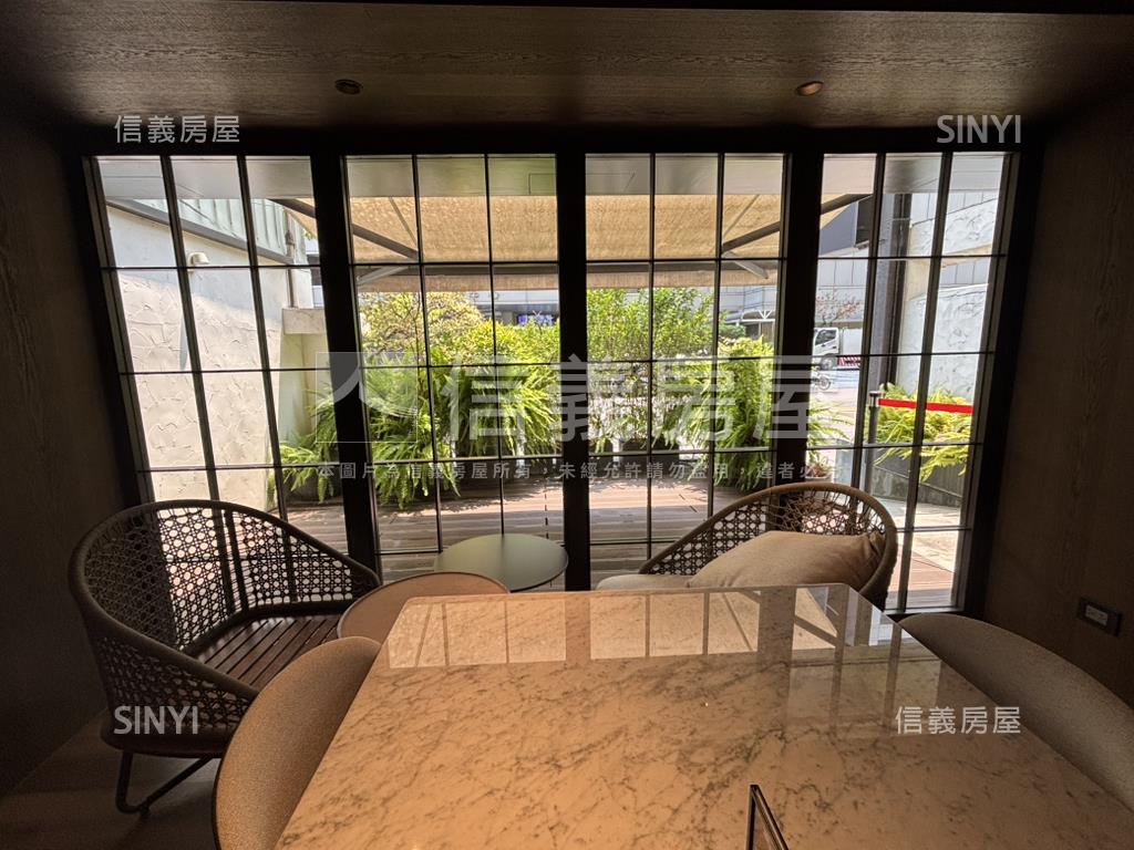 南京復興捷運角窗金店房屋室內格局與周邊環境