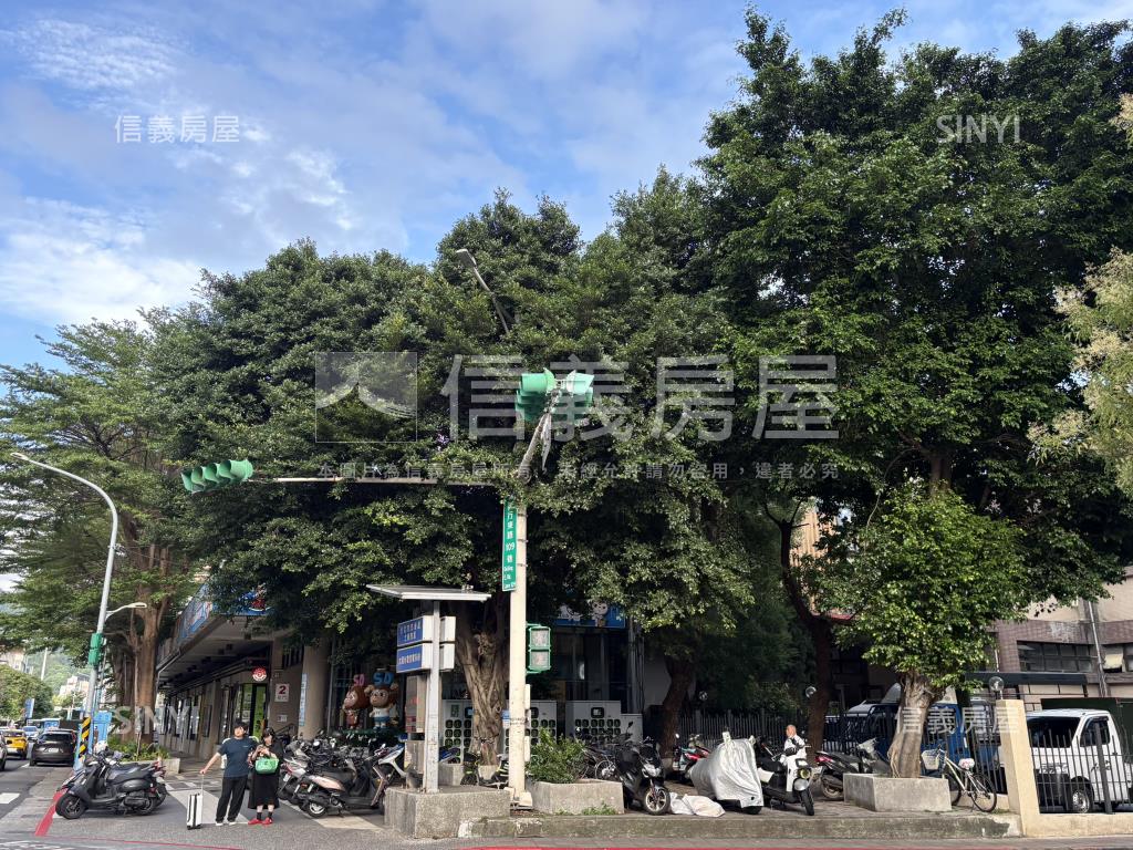 美妝士東路二樓房屋室內格局與周邊環境