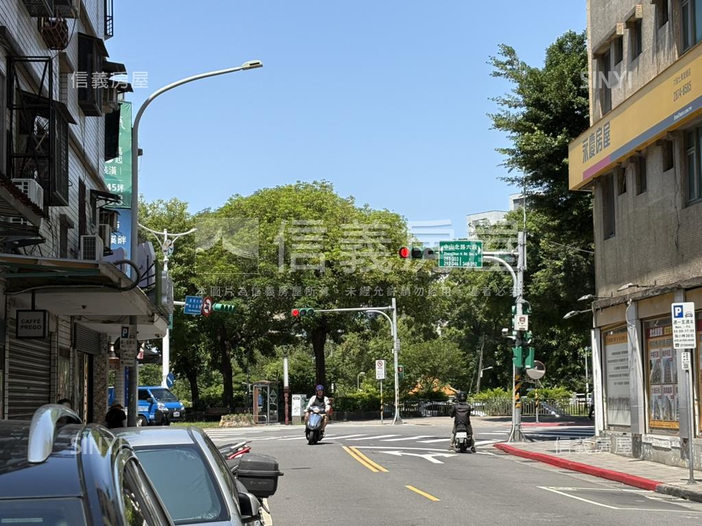 美妝士東路二樓房屋室內格局與周邊環境