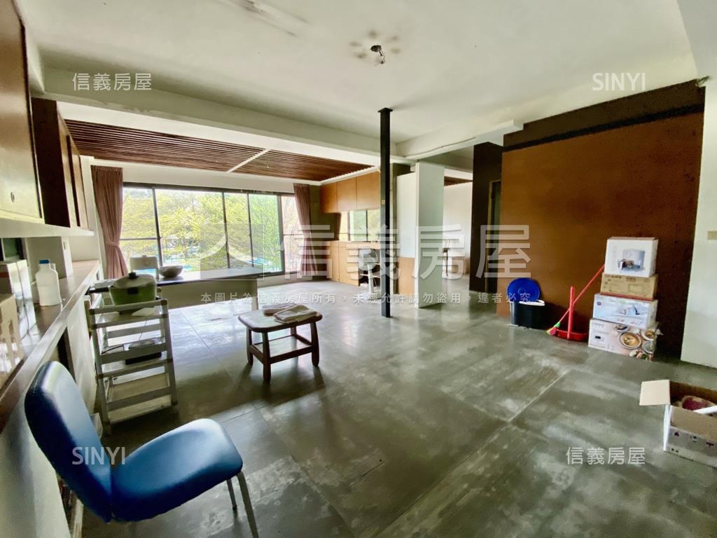 專任頂美面公園透天房屋室內格局與周邊環境