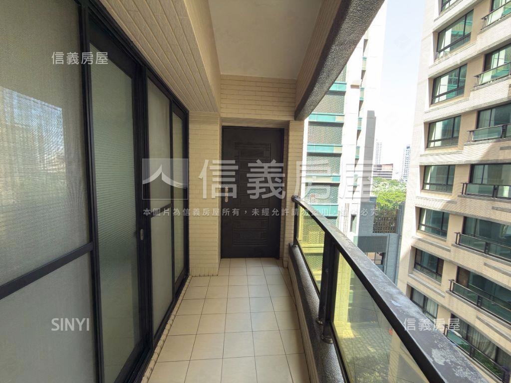 農十六近富邦ＢＯＴ３房房屋室內格局與周邊環境