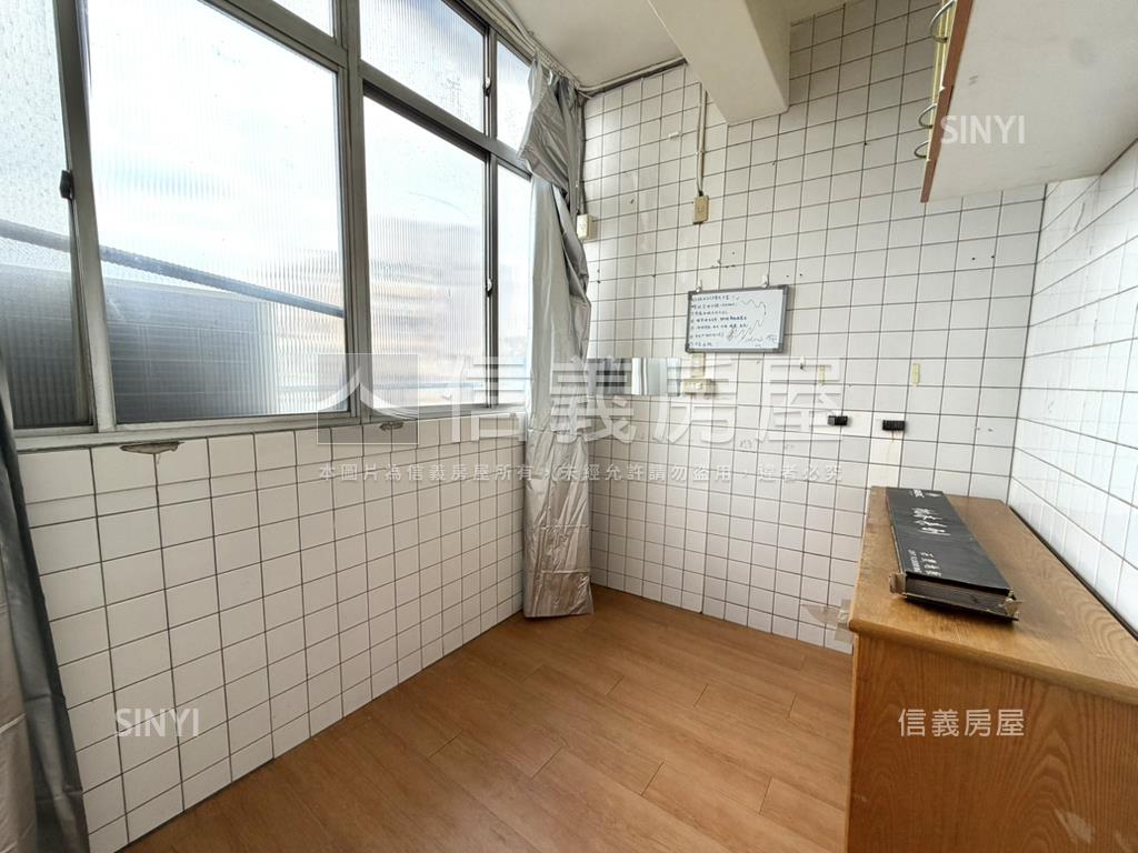 中正區低總價三房美寓房屋室內格局與周邊環境