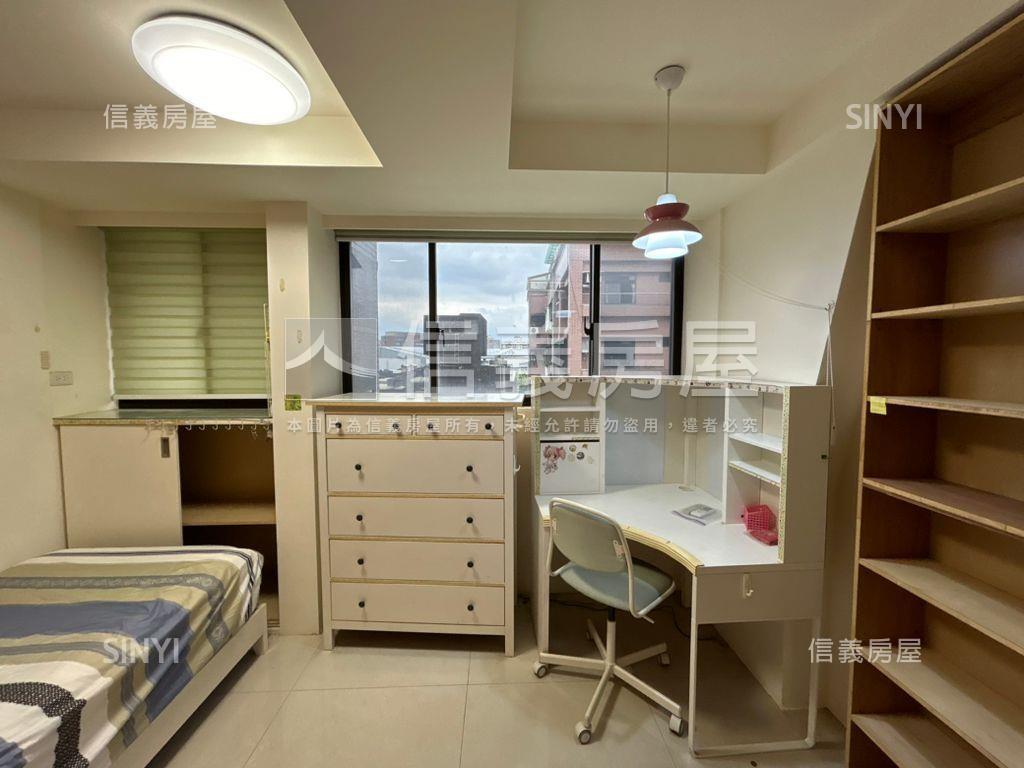 建中電梯車位珠寶盒房屋室內格局與周邊環境