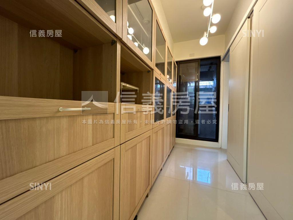 建中電梯車位珠寶盒房屋室內格局與周邊環境