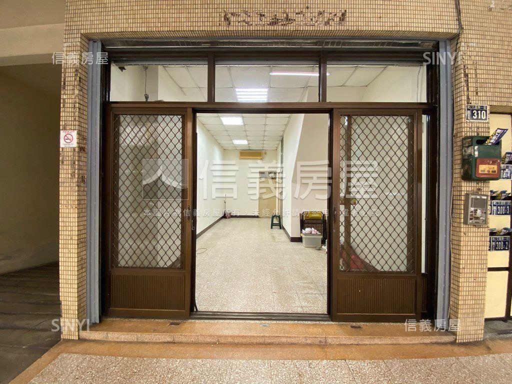 國泰☆住商樓店房屋室內格局與周邊環境