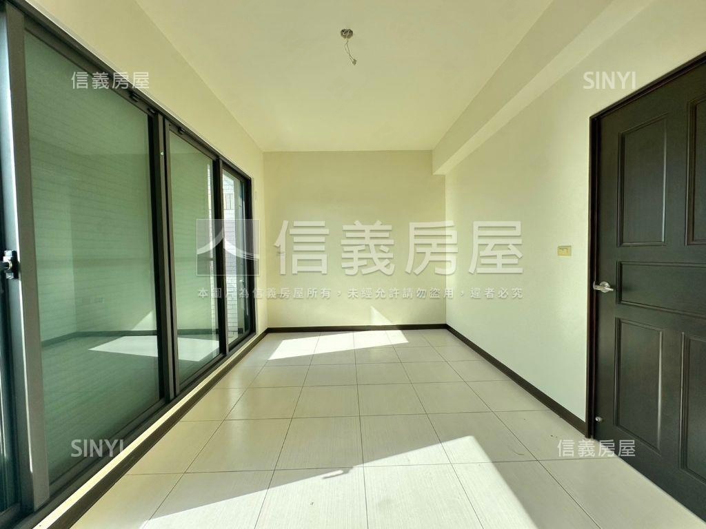 全新未住邊間透天房屋室內格局與周邊環境