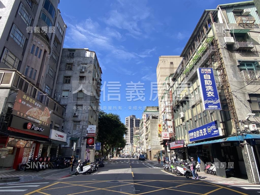 邊間●三面採光●二樓房屋室內格局與周邊環境