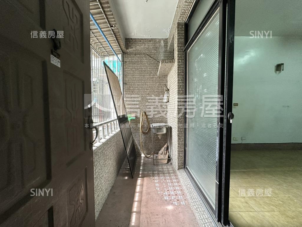 鼎泰街公寓二樓房屋室內格局與周邊環境