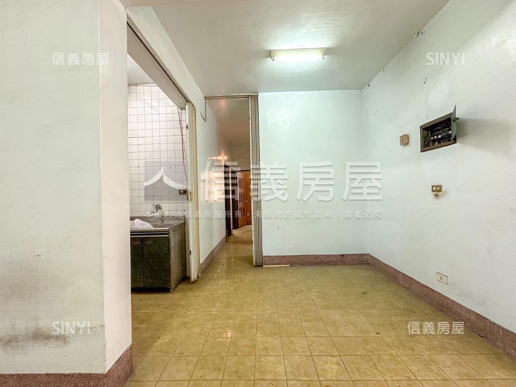 鼎泰街公寓二樓房屋室內格局與周邊環境