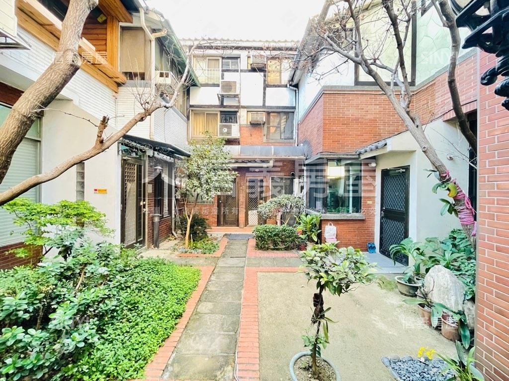 文心國小旁⭐瀋陽庭院別墅房屋室內格局與周邊環境