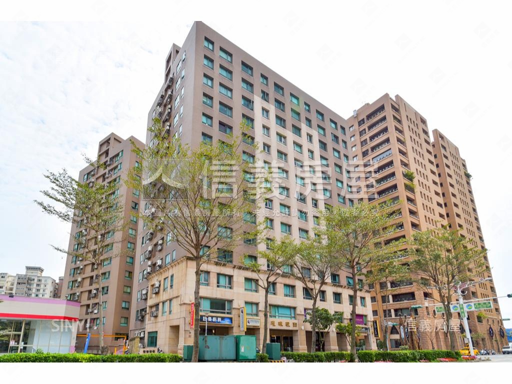 璀璨經國美兩房房屋室內格局與周邊環境