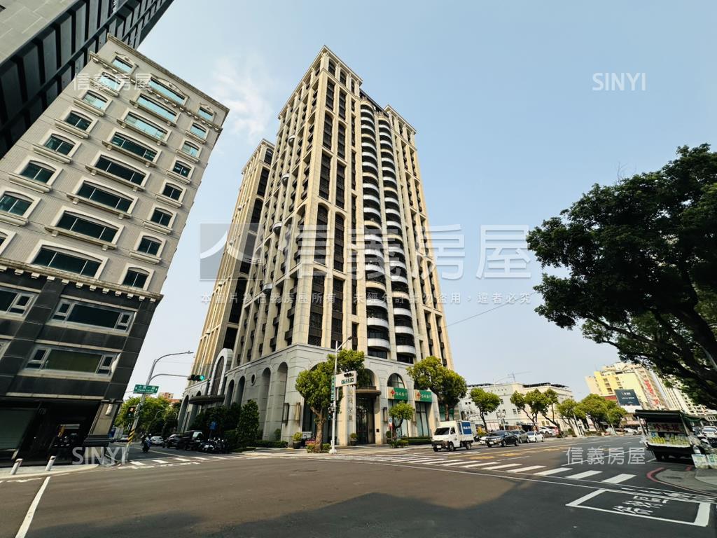 圓頂高樓邊間雙獨立平車房屋室內格局與周邊環境