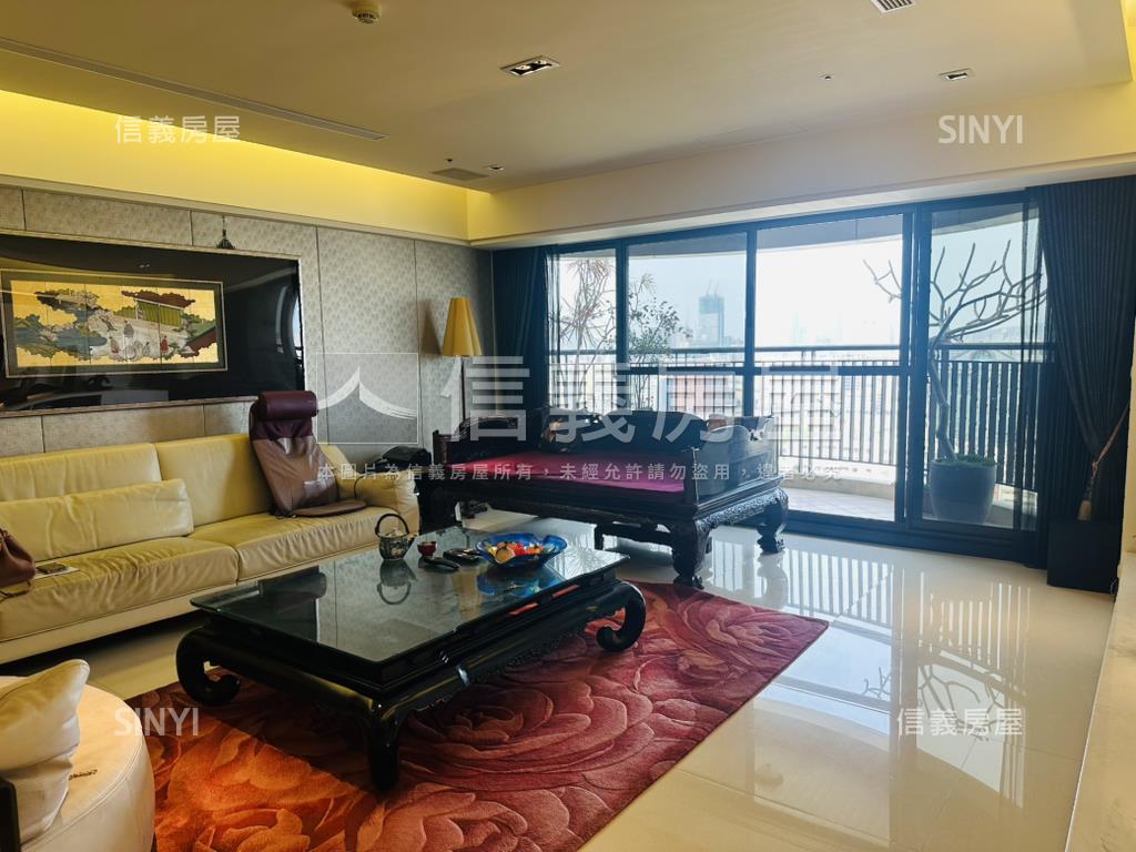 圓頂高樓邊間雙獨立平車房屋室內格局與周邊環境