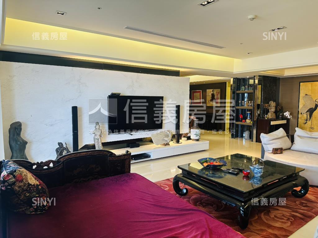 圓頂高樓邊間雙獨立平車房屋室內格局與周邊環境