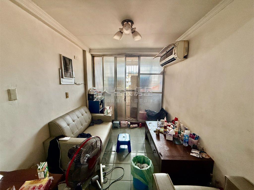 兩房４９８萬房屋室內格局與周邊環境