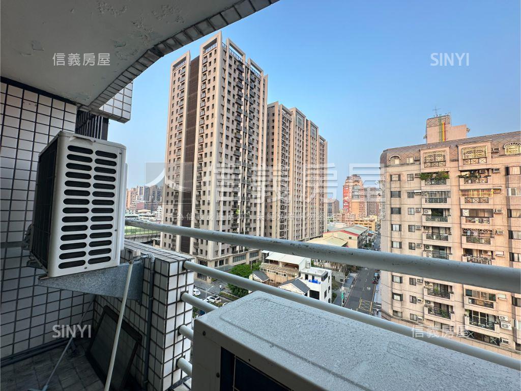 近捷運三面採光住辦房屋室內格局與周邊環境