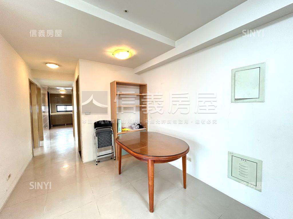 世田賞四房車位房屋室內格局與周邊環境