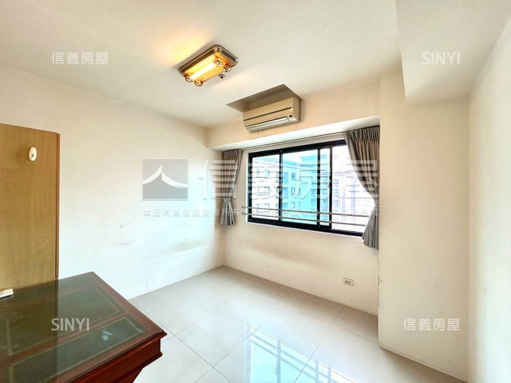 世田賞四房車位房屋室內格局與周邊環境