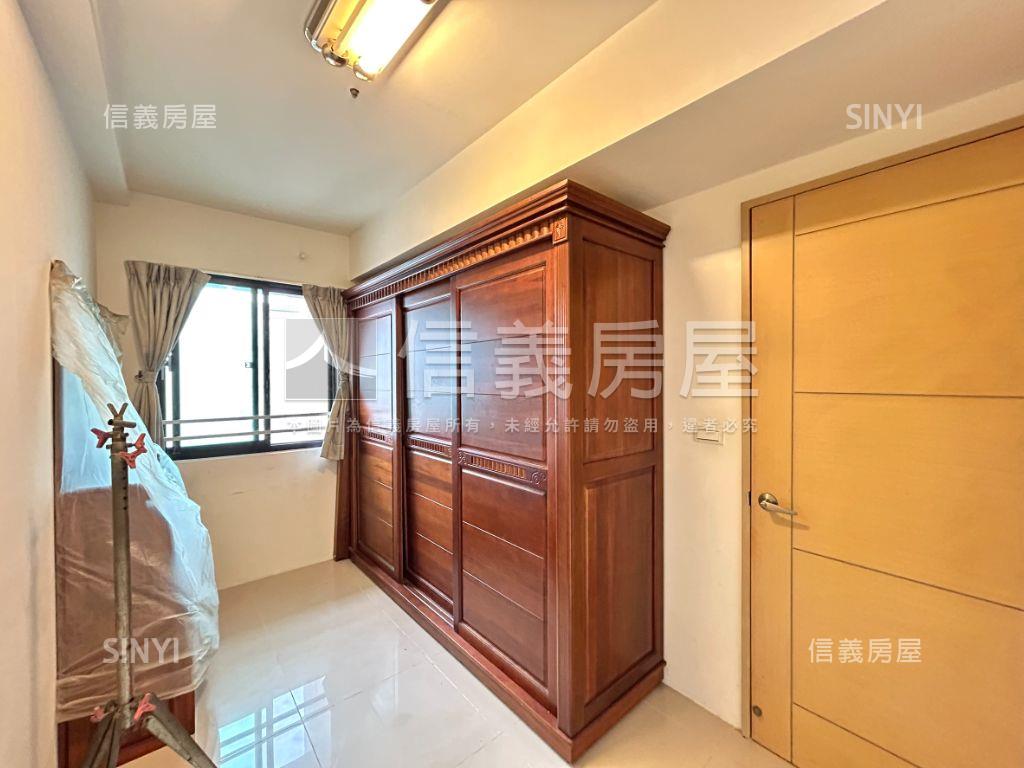 世田賞四房車位房屋室內格局與周邊環境