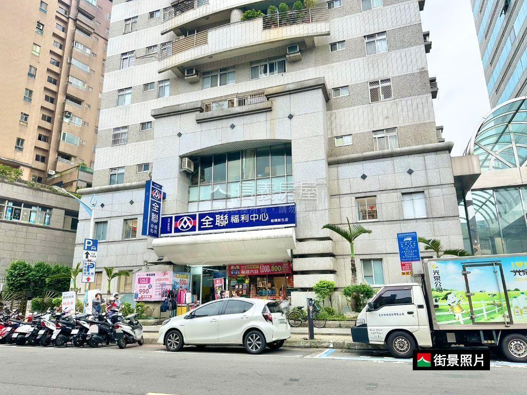 中正月灣精美三房房屋室內格局與周邊環境