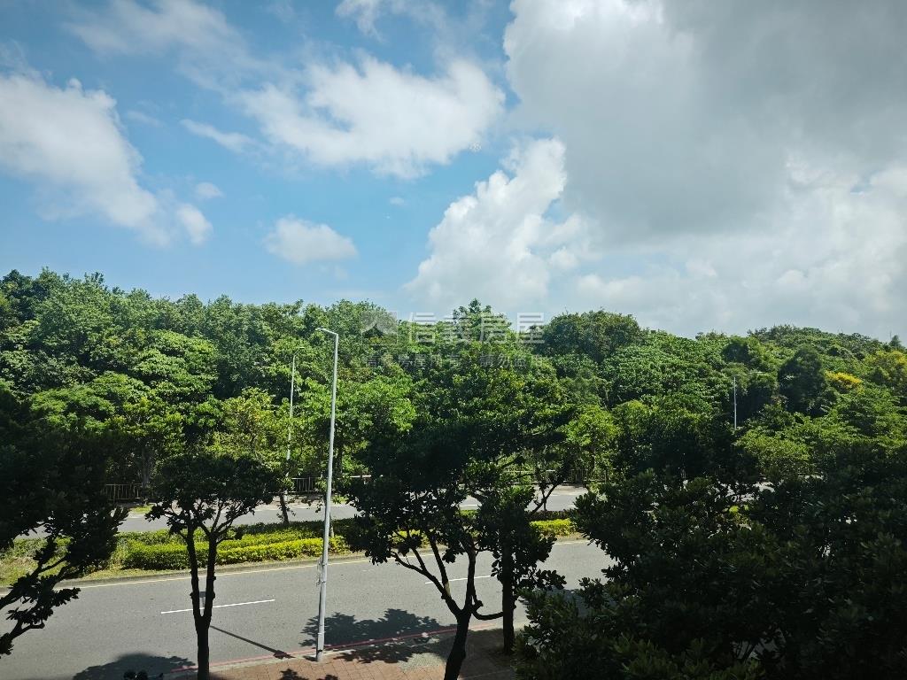 香榭大道創作私邸房屋室內格局與周邊環境
