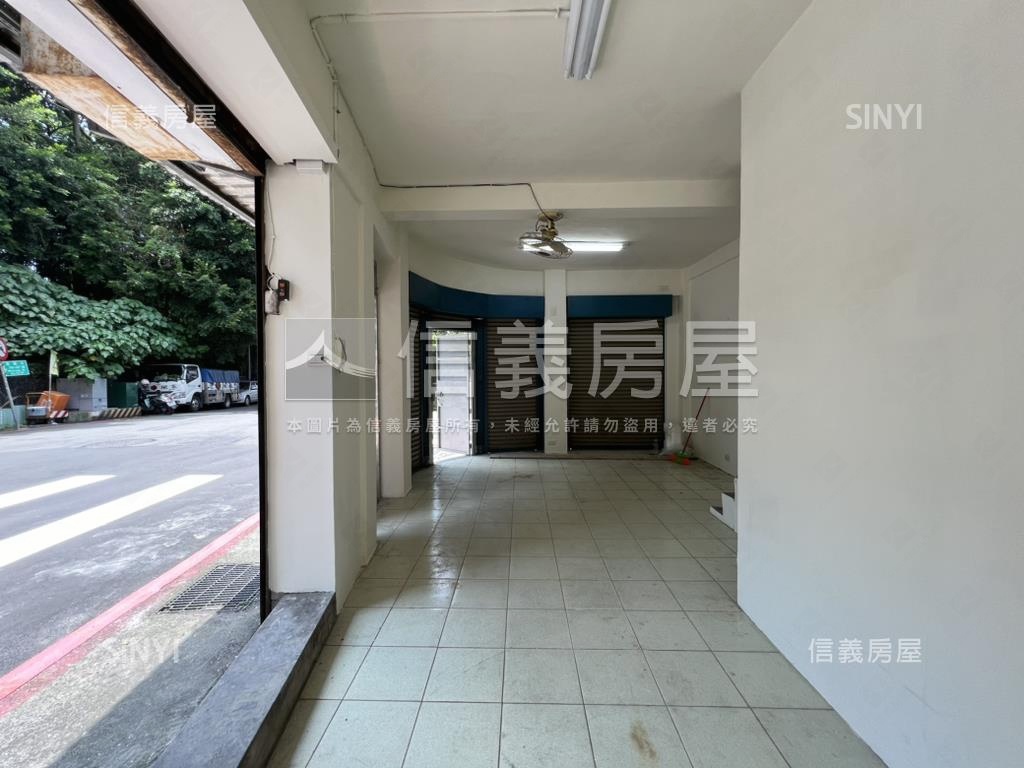 近萬隆捷運透天金店面房屋室內格局與周邊環境