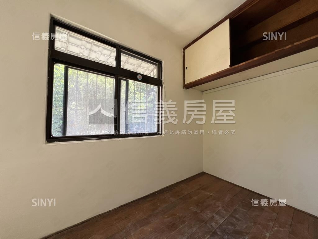 近萬隆捷運透天金店面房屋室內格局與周邊環境